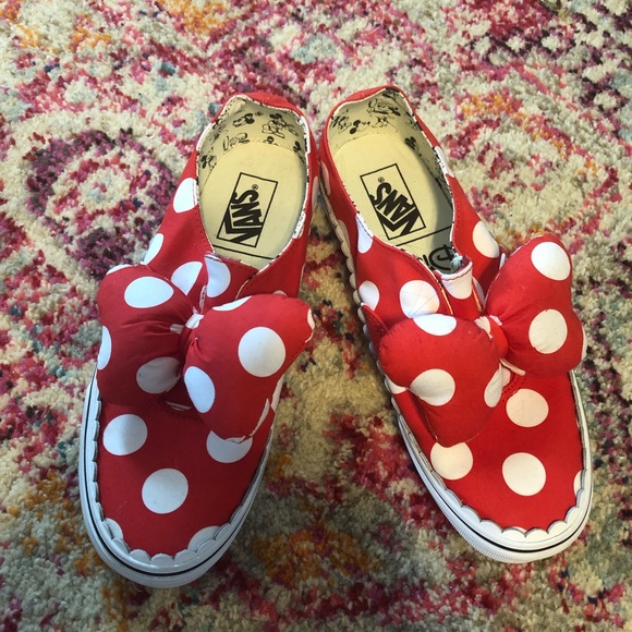 • Disney Minnie Mouse Vans • - Picture 3 of 8